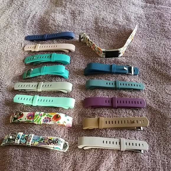 Fitbit Charge 2, Fantastic Shape! - Picture 1 of 8